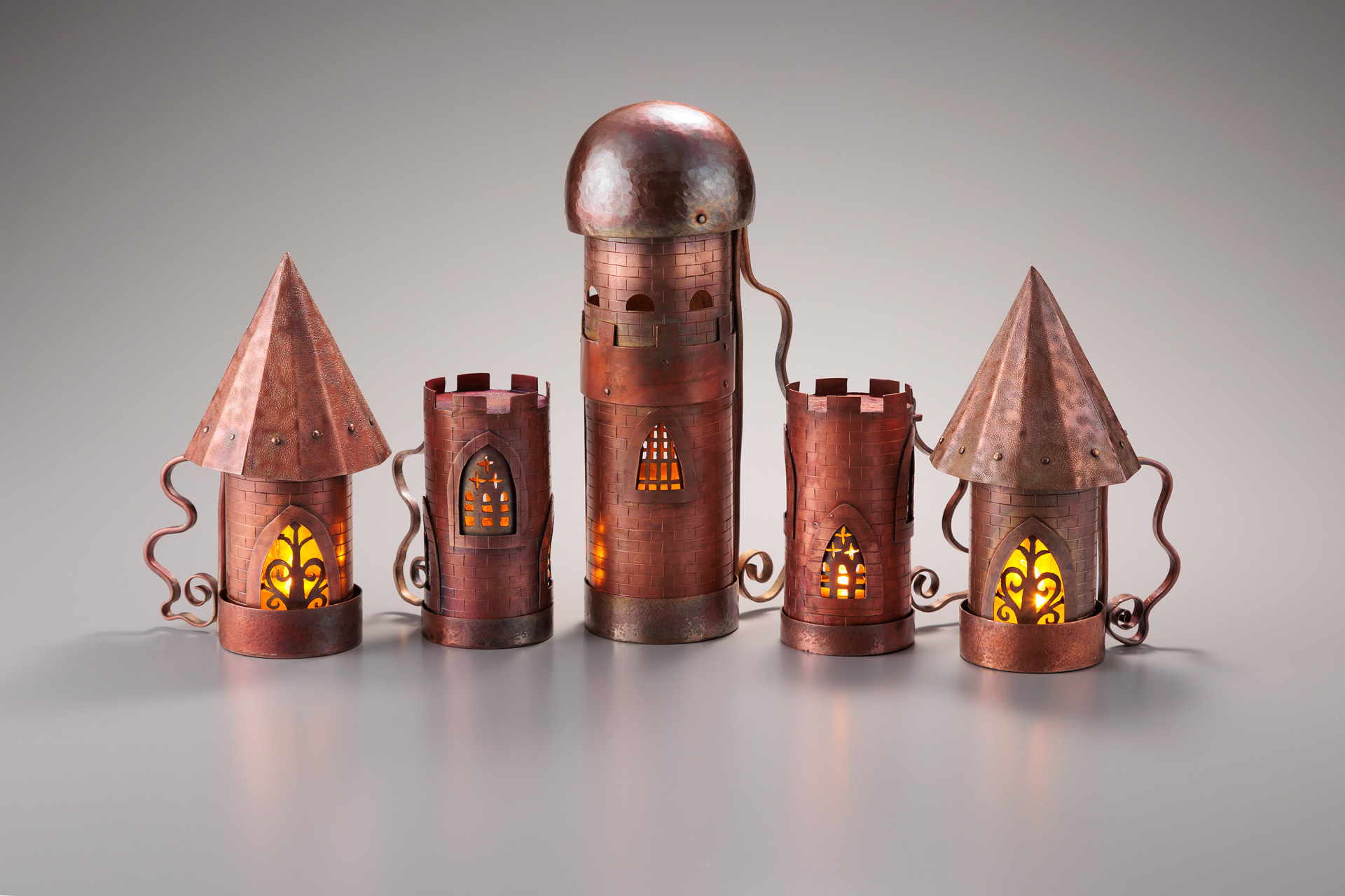 Luminous Castle | 第56回 文化学園大学 造形学部 卒業研究展 